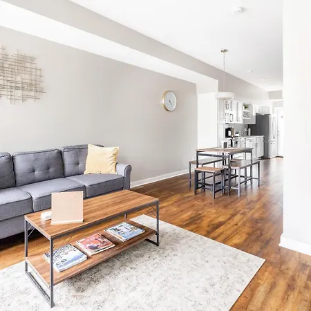Luxury Downtown Townhome Unit 15